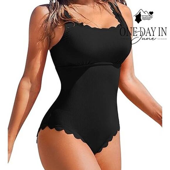 Charmo Scallop Edge Ribbed One Piece Swimsuit Size M - Picture 1 of 7